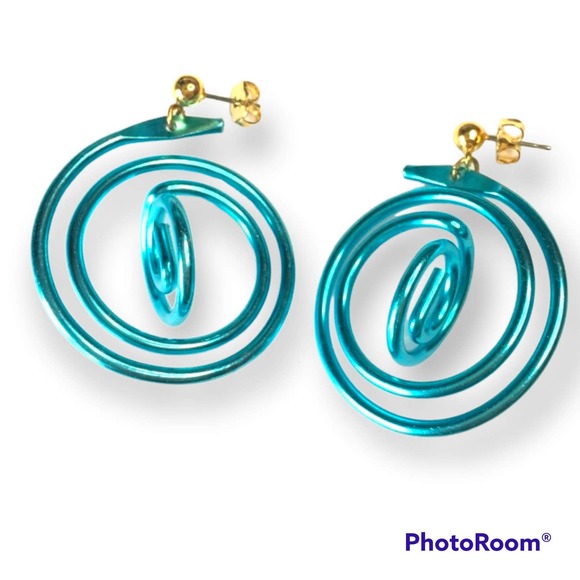 Jewelry - Aqua metal 3D twisty swirl earrings (post backs)